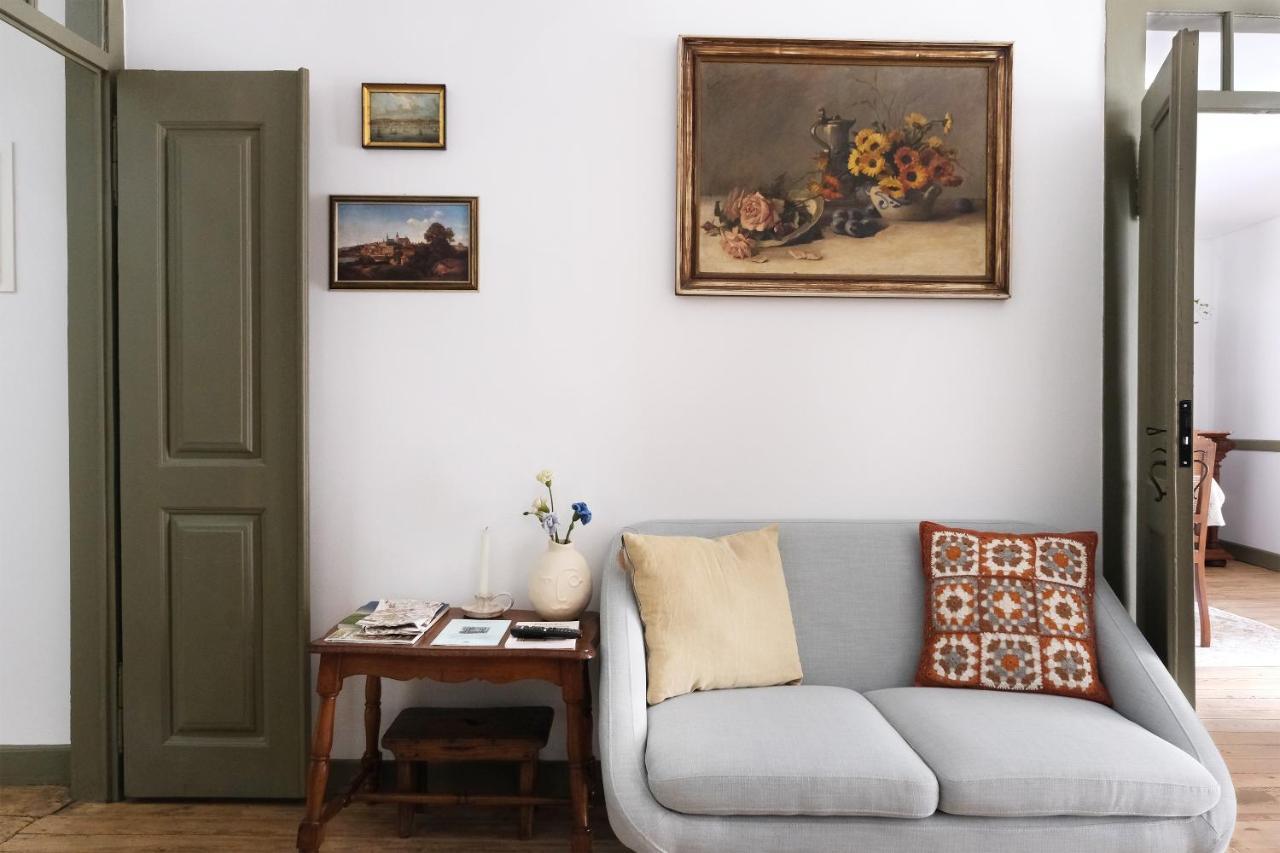Casa Da Praca - Guest House พินเญล ภายนอก รูปภาพ